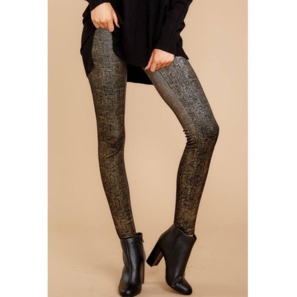 Spanx black and gold velvet shiny leggings NWT size s holidays Christmas nye - Picture 7 of 12